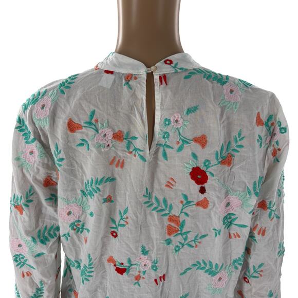 Amour Vert White Jeanne Bouquet Floral Embroidered Cotton Blouse - Picture 8 of 12
